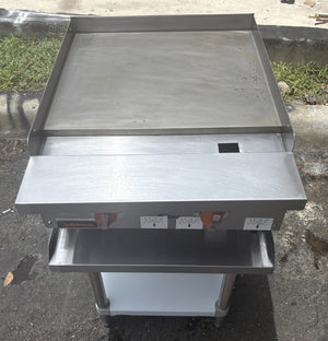 Sierra 24" Countertop Thermostatic Griddle (Pre-Owned)