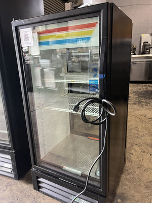 TRUE GDM-10PT-HC ~ TS01 REFRIGERATOR MERCHANDISER PASS THRU (USED)