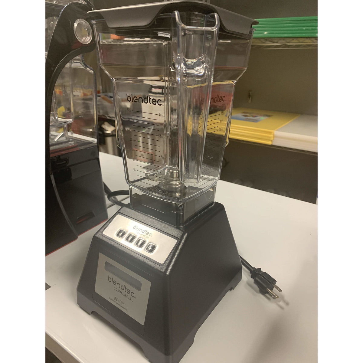BLENDTEC BLENDER COUNTERTOP 32oz JAR EZ-600 - Maltese & Co New and Used  restaurant Equipment 