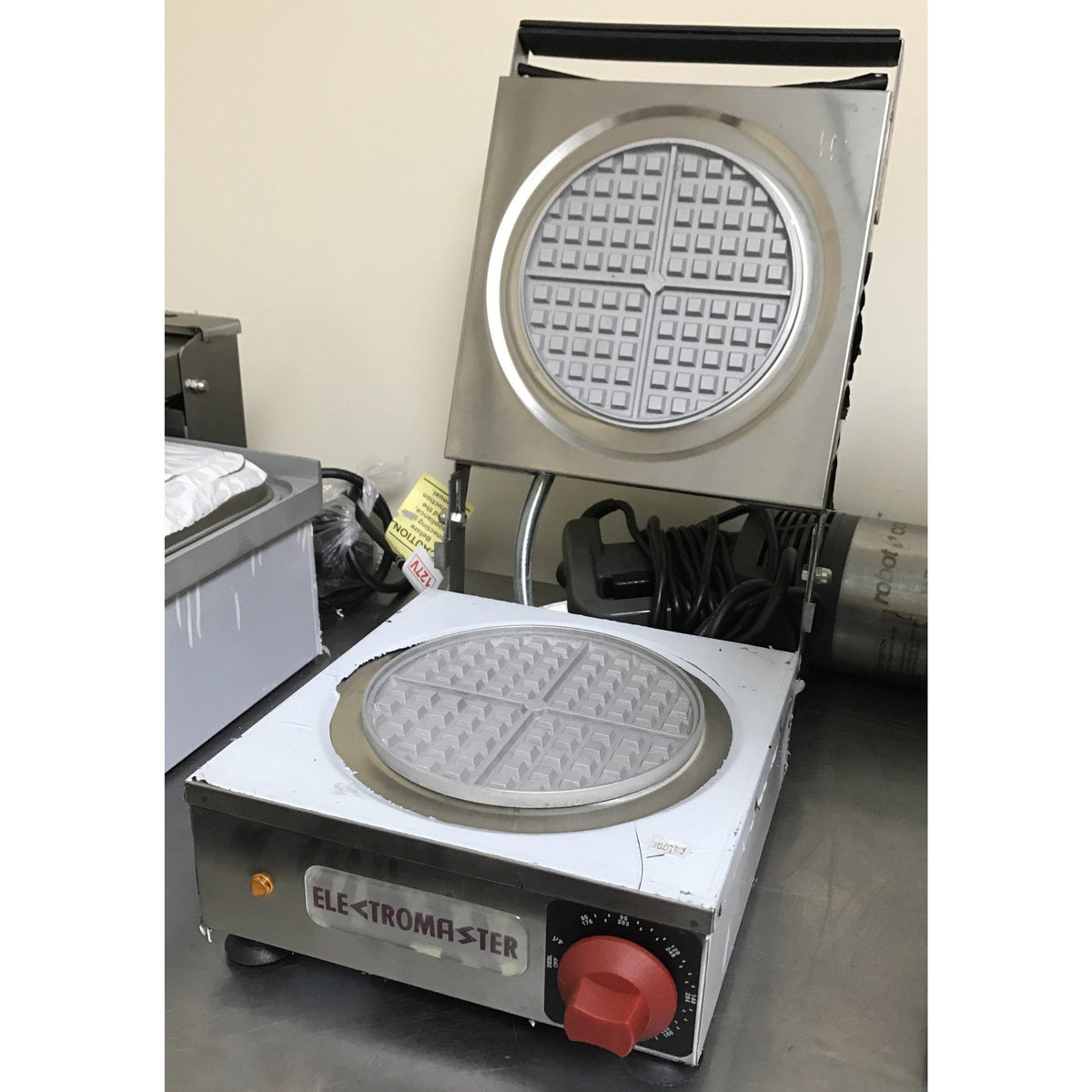 Electromaster- Waffle Maker Machine-EM-WB100001W8-1401735-N - Maltese & Co New and Used  restaurant Equipment 