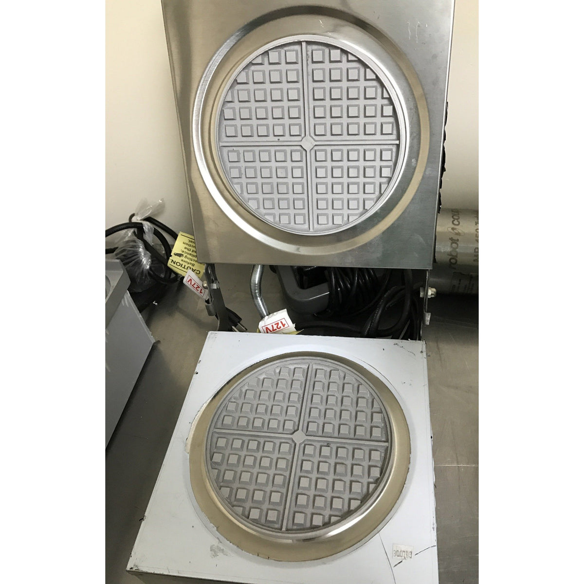 Electromaster- Waffle Maker Machine-EM-WB100001W8-1401735-N - Maltese & Co New and Used  restaurant Equipment 
