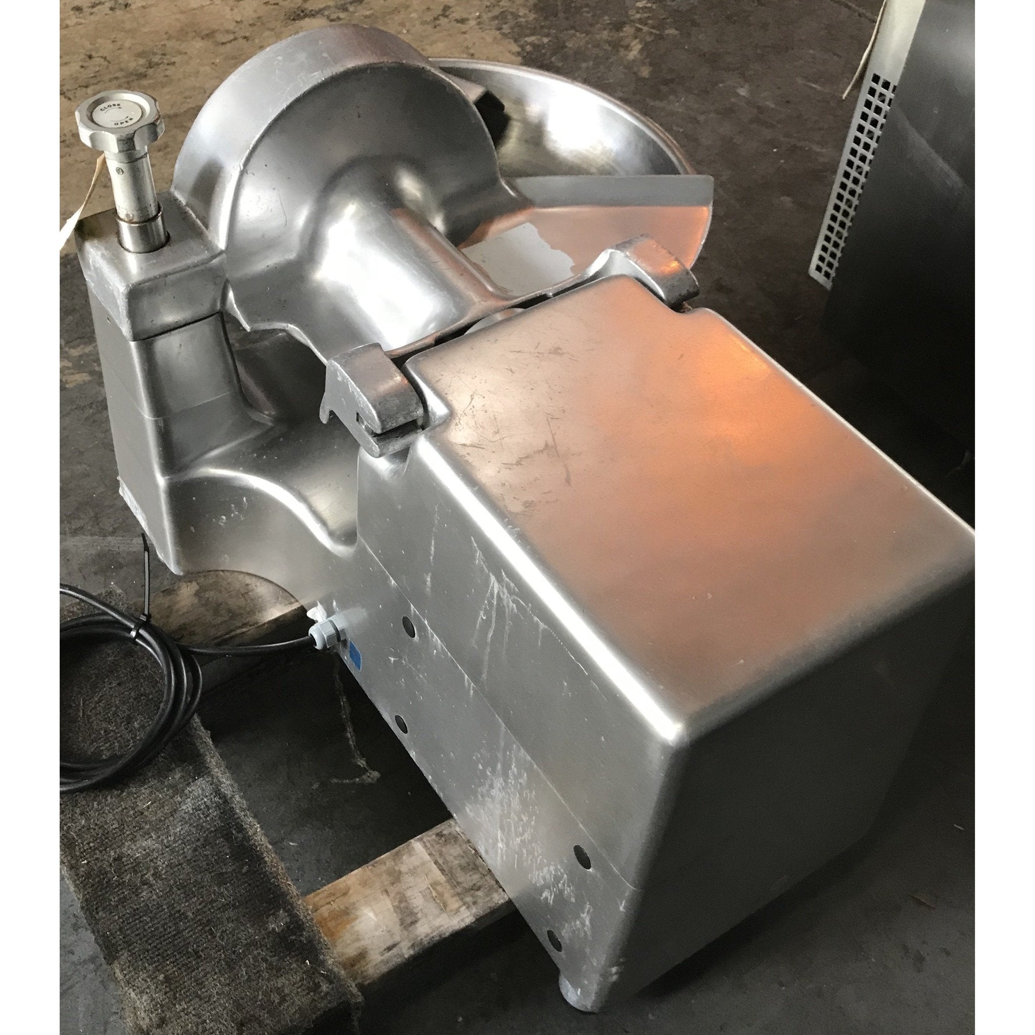 Univex - Electric Food Cutter Model - BC18 - Maltese & Co New and Used  restaurant Equipment 