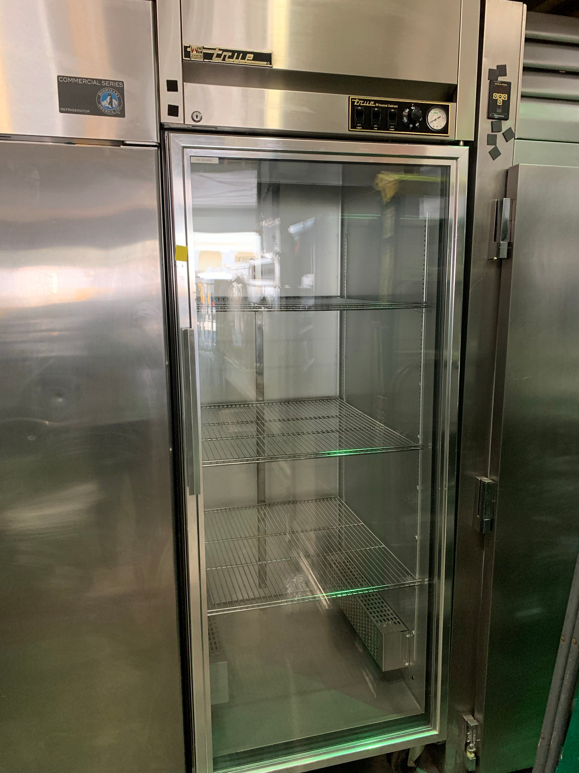 TRUE-GLASS DOOR HEATED CABINET-REACH IN - Maltese & Co New and Used  restaurant Equipment 
